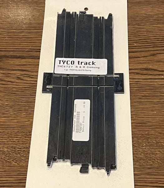 Tyco railway slot car crossing track NEW Carousel 1