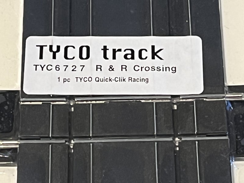 Tyco railway slot car crossing track NEW Carousel 3