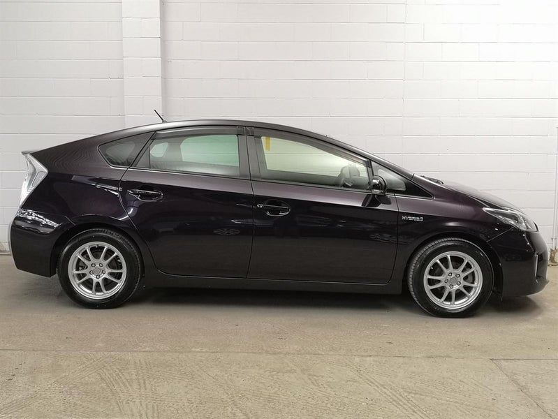 2015 Toyota Prius 1.8 S model with Low KM Nice...64319518660226112