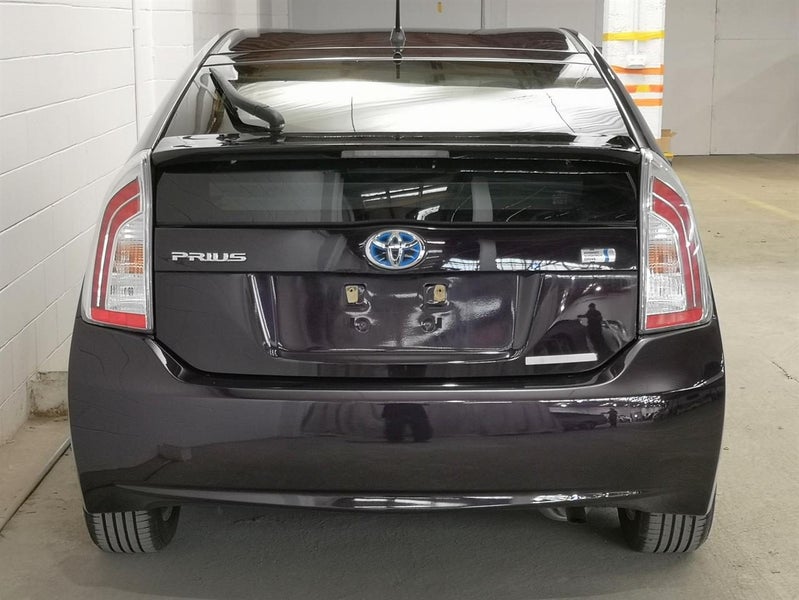 2015 Toyota Prius 1.8 S model with Low KM Nice...64319518660226114