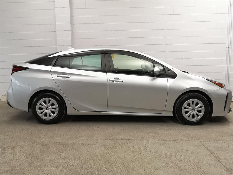 2020 Toyota Prius Newshape, low ks, nice n tidy64319518675202112