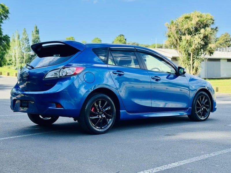 2013 Mazda Axela 15S SPORTS !! SUPER LOW KM`S !!64319806413313111