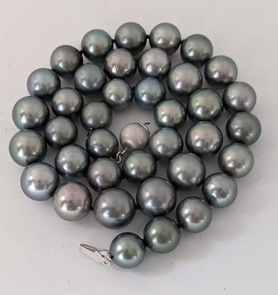 Top Quality 9.1-11.9mm Round Tahitian Sea Peacock Green Pearl Necklace Carousel 2