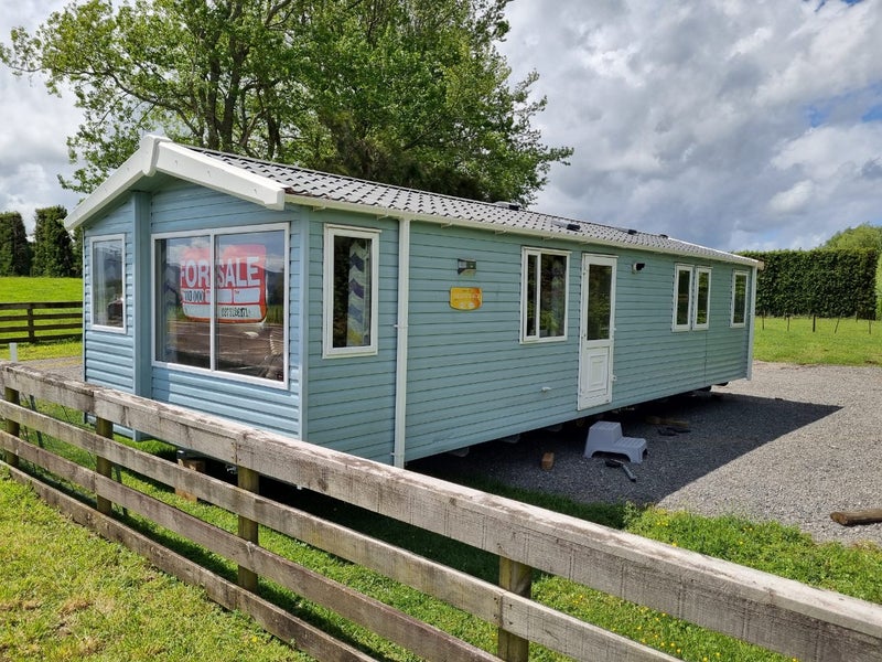 Tiny home on wheels 3.7m x 11m64320525309185110