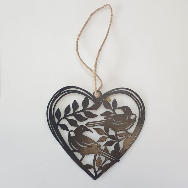 Metal Hanging Heart - Tuis Carousel 1