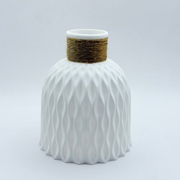White Textured Diffuser Vase64401459092098110