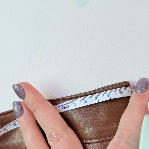 Juliette Hogan Leather Look Skirt - 72cm Waist Carousel 4