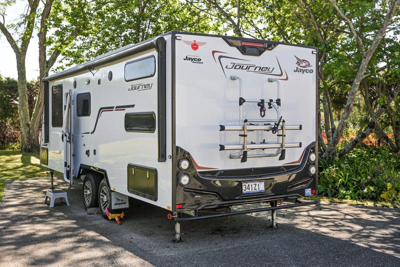 Pristine Jayco Journey 202264325919084034111