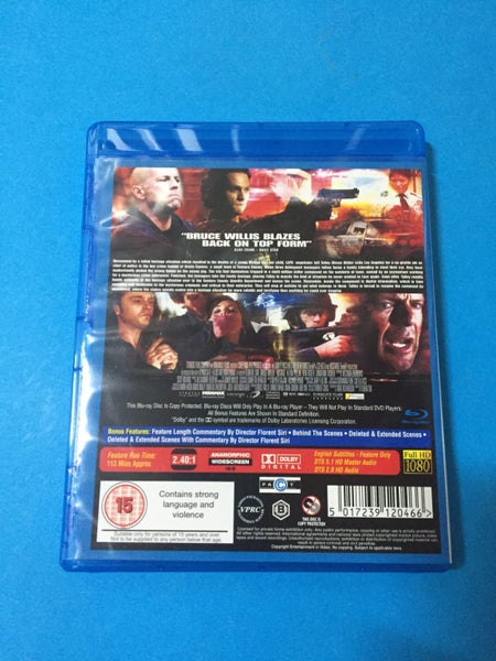 Hostage (Blu-Ray) Carousel 2