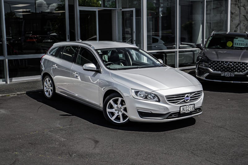 2015 Volvo V60 T5 2.0 Petrol Touring64326021915010110