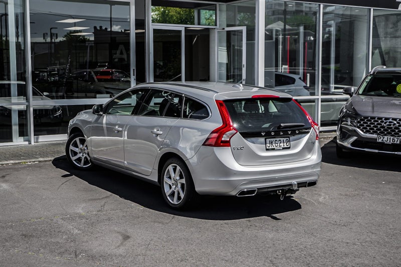 2015 Volvo V60 T5 2.0 Petrol Touring64326021915010111