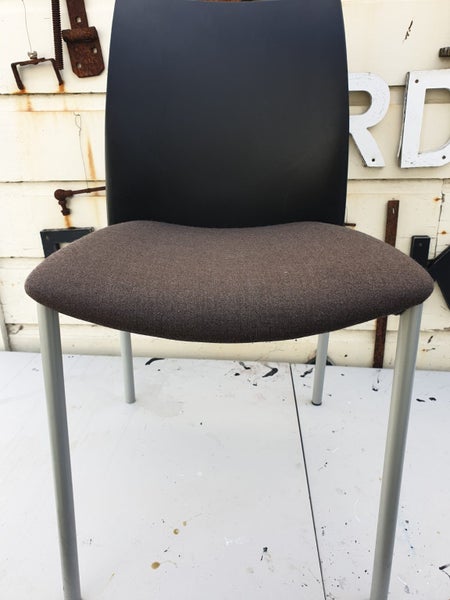 Global chair / Enea64360426824579113