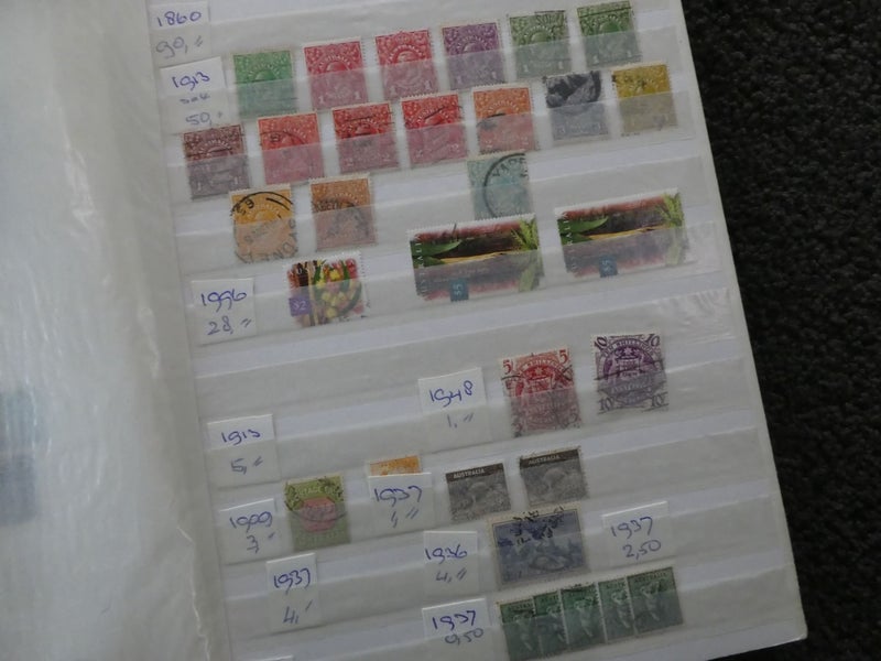 Australia stockbook-$1res Carousel 20