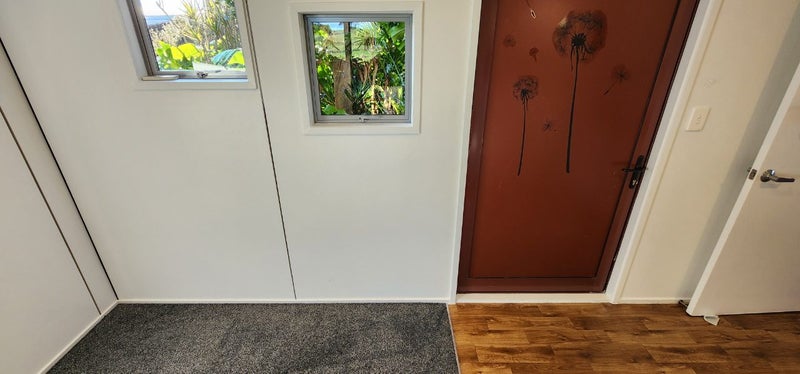 Sturdy, Solid, Accommodation64326662282755114