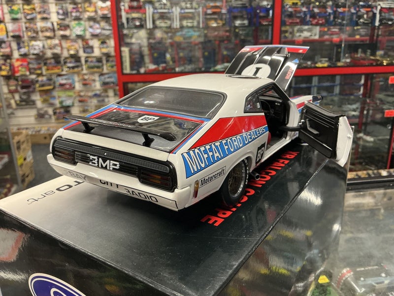 1/18 AUTO ART - FORD XB GT FALCON COUPE 1977 ATCC CHAMPION #1 ALLAN MOFFAT Carousel 6