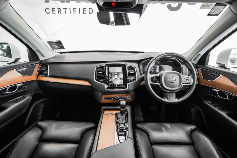 2021 Volvo XC90 D5 AWD Momentum 2.0D64326945402754111