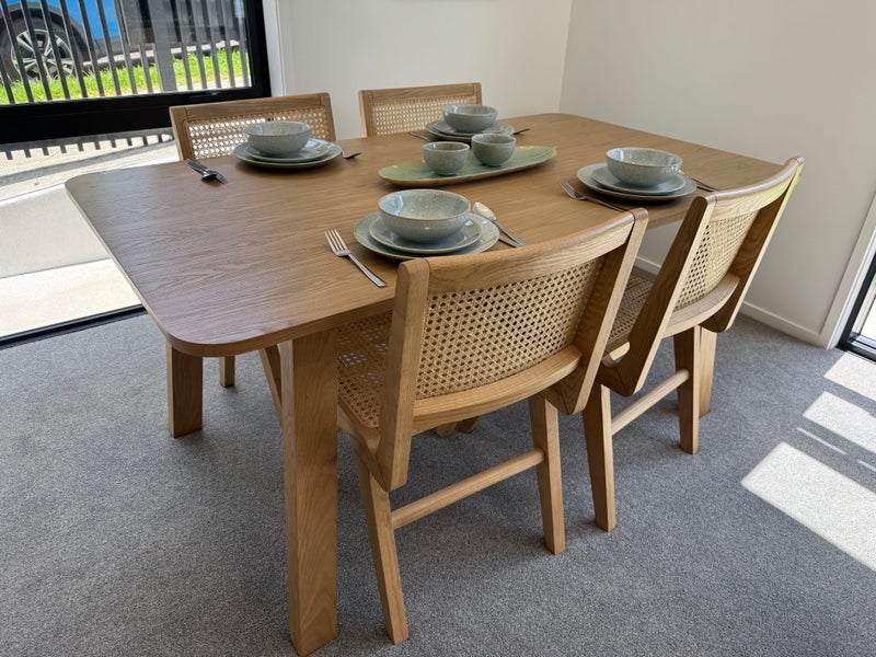 Need a full house lot of furniture for a new home or flat?64327611740161110