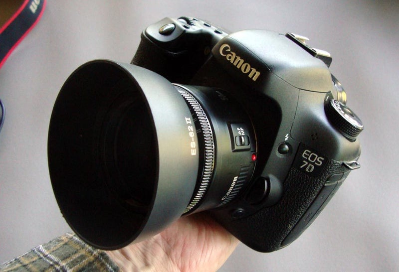 CANON EOS 7D + 50mm Mark II64341787975298114