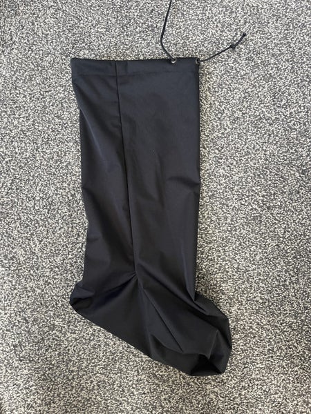 Weatherproof cast cover medium Carousel 1