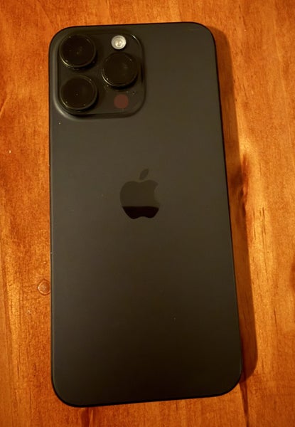 iPhone 15 pro max64327715625218112