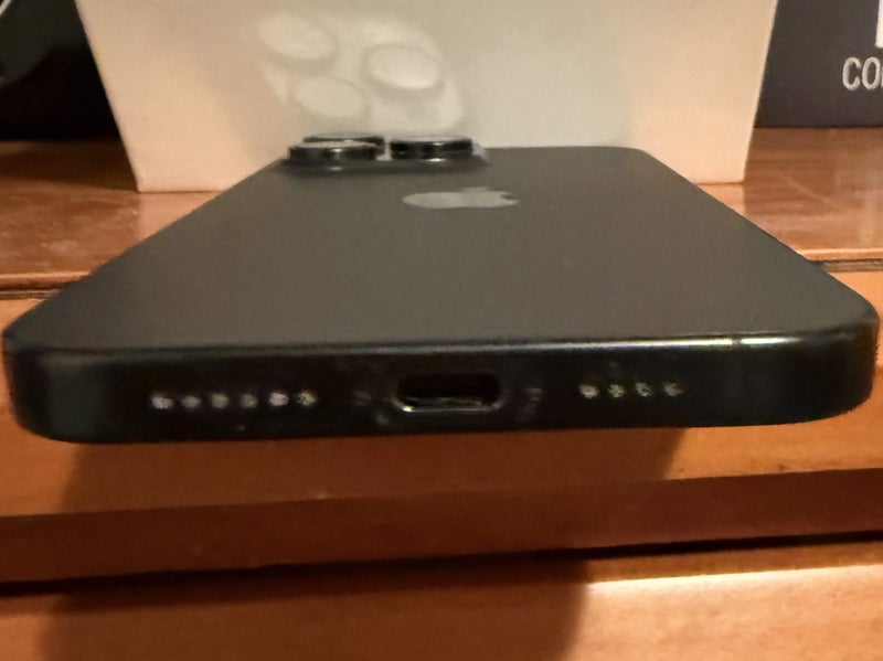 iPhone 15 pro max64327715625218114