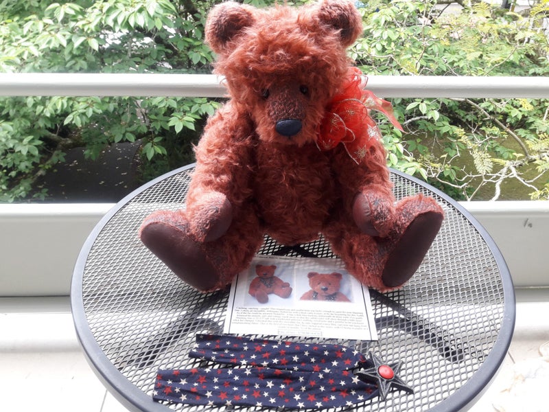 "SHOOTING STAR" #1/2 TEDDIES IN THIS LTD EDITION 22 1/2 INCHES (57.15CM) MOHAIR Carousel 2