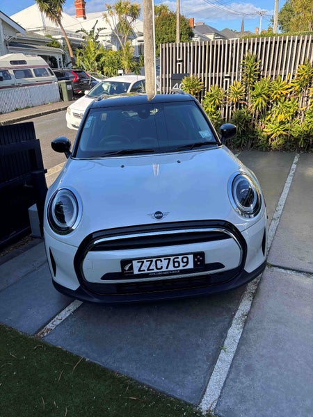 2023 MINI Hatch Cooper64327849292545114