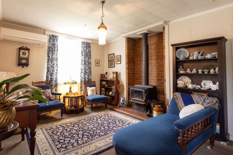 Blooming with Character64327952880131114