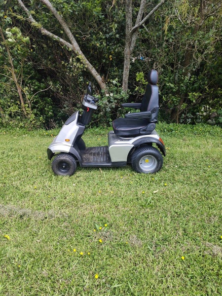 Long Range for Golf or Mobility. Lithium Iron Phosphate (LiFePO4) Super Safe! Carousel 2