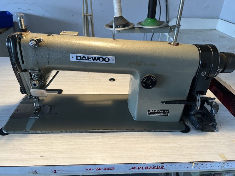 Daewoo Industrial Sewing Machine Carousel 2