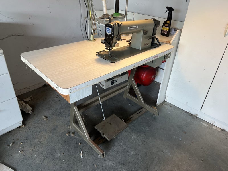 Daewoo Industrial Sewing Machine Carousel 6