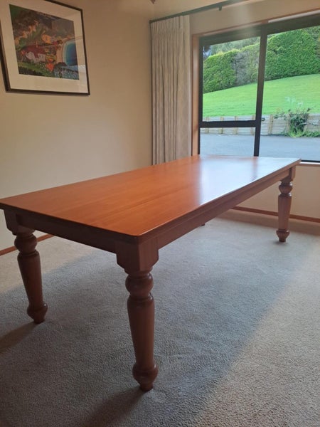 Kauri Dining Table, 8 Dining Chairs, Sideboard64329614284035111