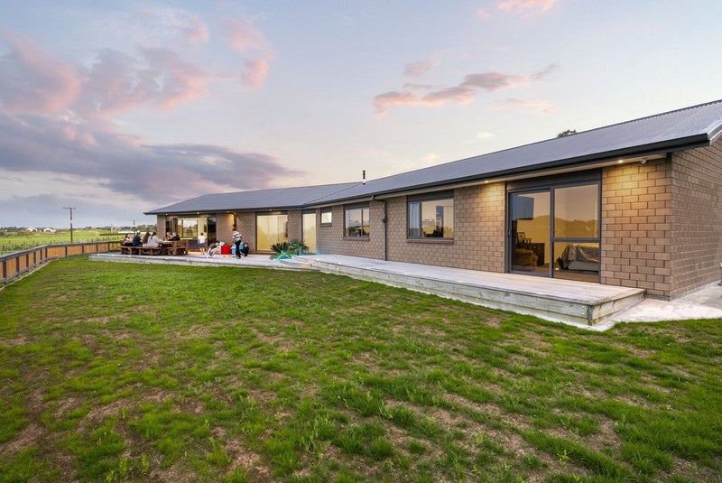 YOUR SLICE OF PARADISE64396012348545114