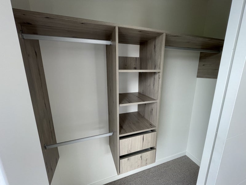 Epsom, 4 bedrooms64496219858691113