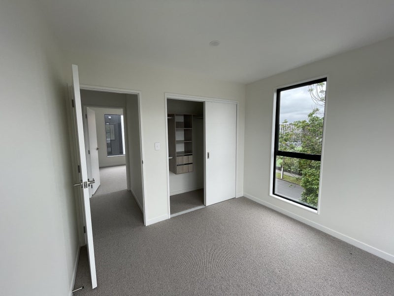 Epsom, 4 bedrooms64331218982530112