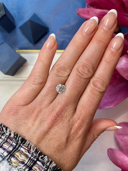 $1 RES ~ $2942 Retail * 2.04 Round Brilliant Diamond64331831985154114