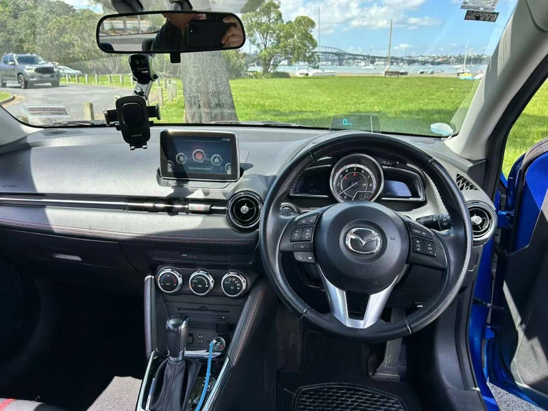 2015 Mazda 2 Skyactive Technology64336402346625112