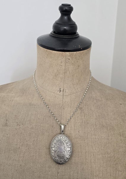 Victorian large sterling silver locket with belcher chain- 20 grams!64394087219714114