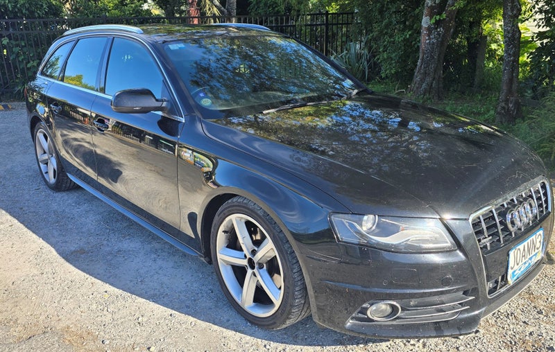 2010 Audi A4 Quattro64337301985411113