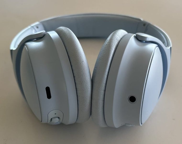 ***AS NEW*** BOSE QC45 BLUETOOTH HEADPHONES Carousel 2