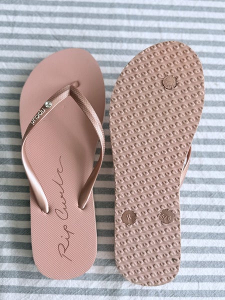 Rip Curl dusky pink jandals (size 5/6)64337938227331112