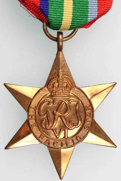 WWII PACIFIC STAR MEDAL Carousel 1