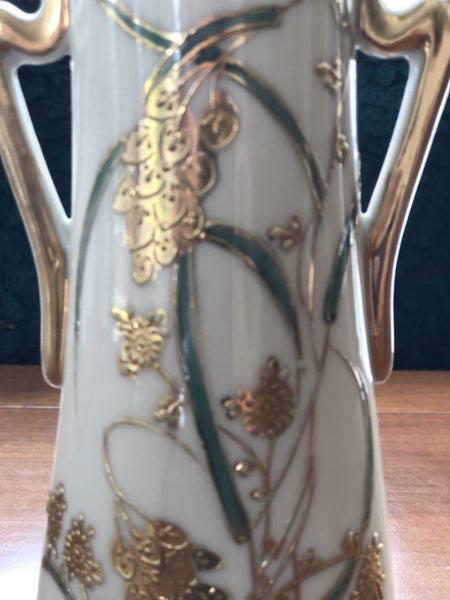 Exquisite white, green and gold vase made in Japan Carousel 2