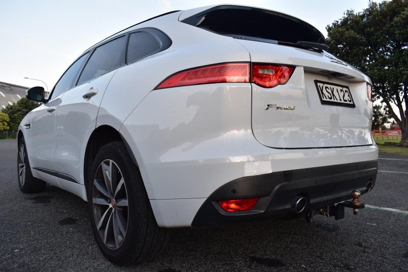 2017 Jaguar F-PACE 30D R-Sport64338829465730114