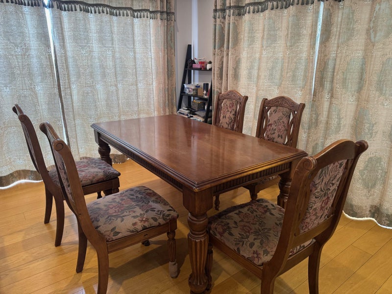 Solid Timber Dining Table & 5 Chairs64339503483139110