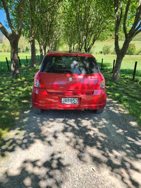 2006 Suzuki Swift64339548158594110