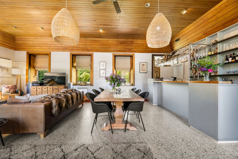 Discover Fruitlands’ Finest – The...64339848489219111