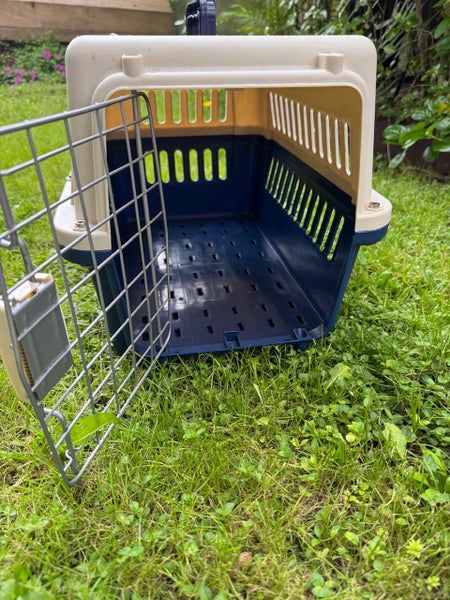 Pet Carrier Cage Airline Approved Carousel 2