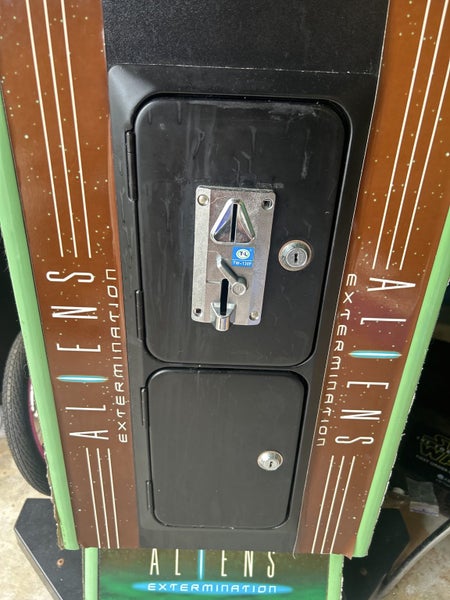 Alien extermination 2 player game Carousel 2