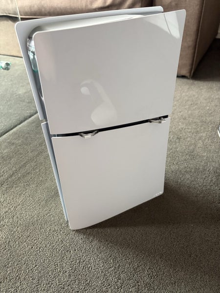 Ps5 slim digital 1TB Carousel 2